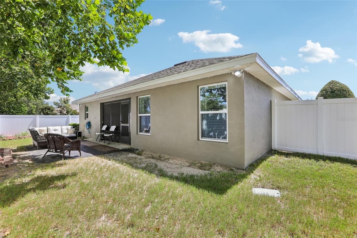 16214 VINE CLIFF AVENUE — photo 44 of 59