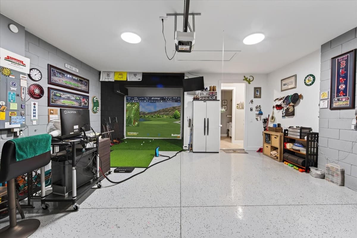 7608 VIOLA LOOP — photo 43 of 98