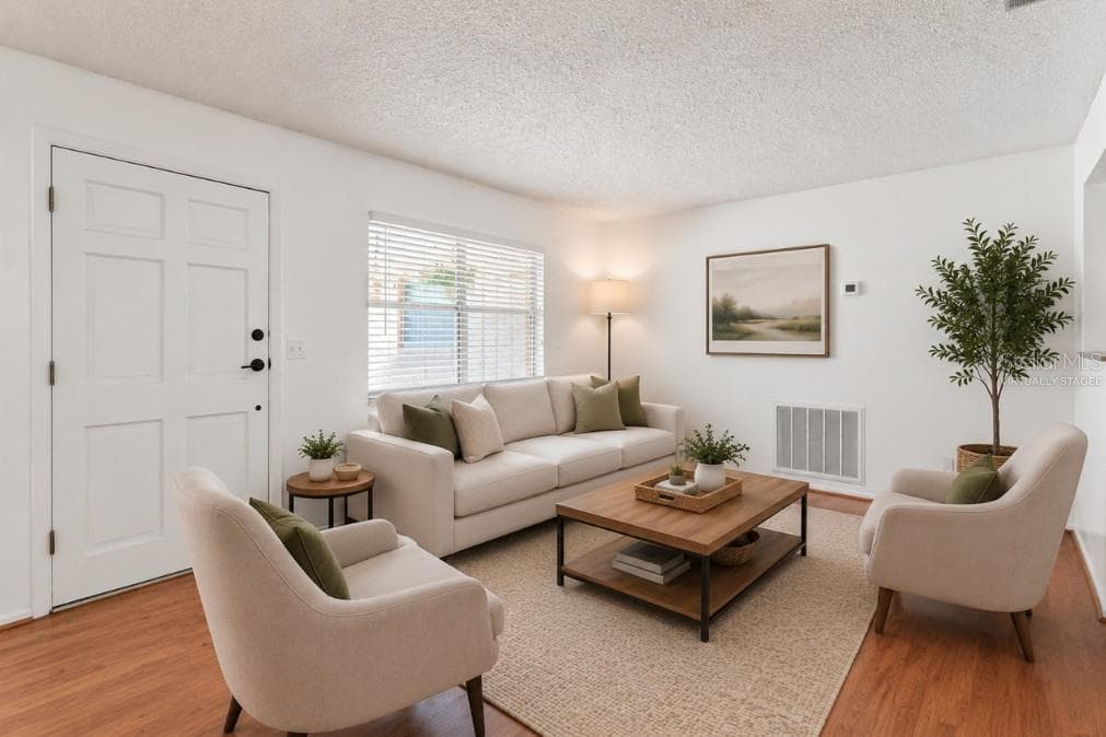 1285 HAGGERTY POINT — photo 11 of 46