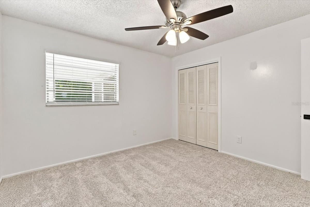 1285 HAGGERTY POINT — photo 29 of 46