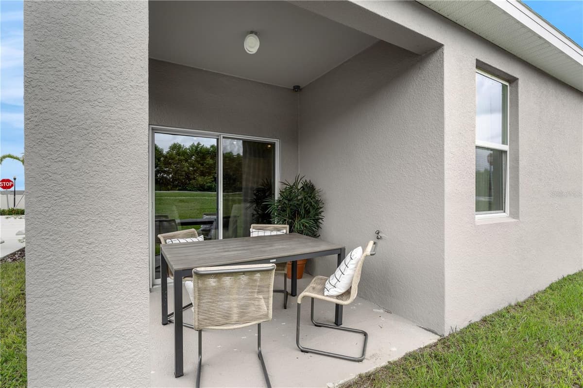 713 CROWN ROSE DRIVE — photo 34 of 35