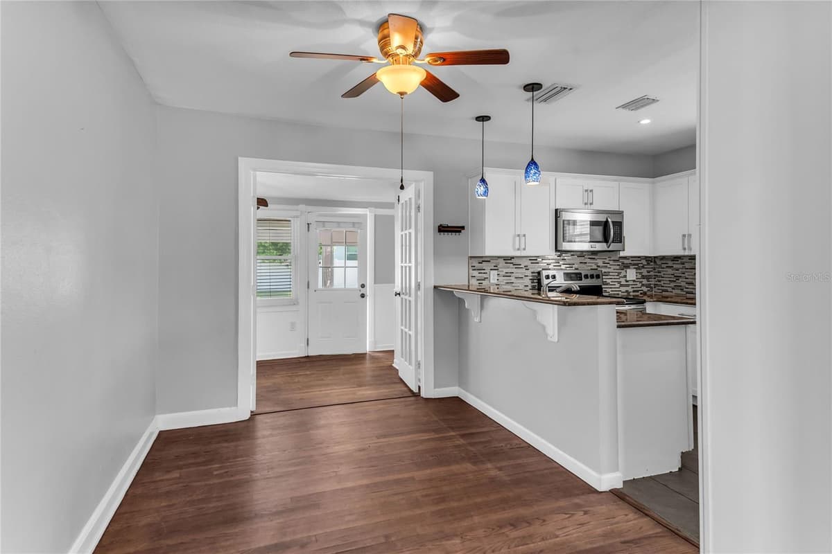 220 GRANT STREET — photo 11 of 46