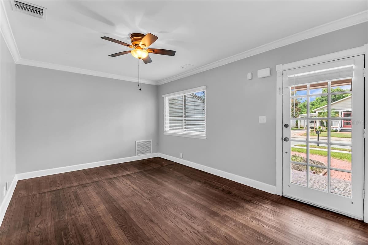 220 GRANT STREET — photo 5 of 46