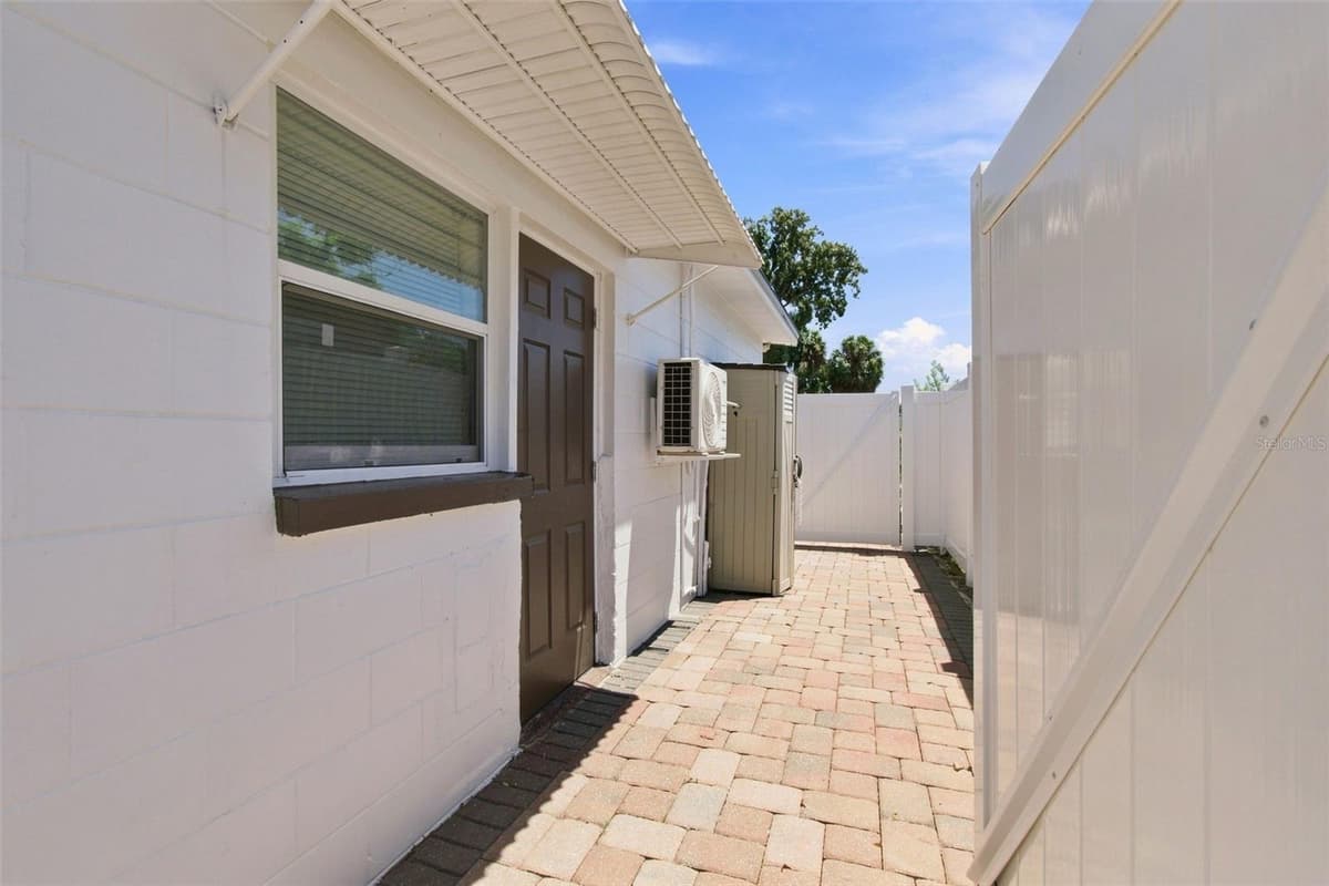 6033 AMBASSADOR DRIVE — photo 13 of 79