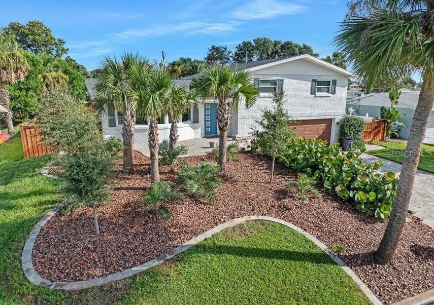 131 ROYAL DUNES BOULEVARD — photo 2 of 46