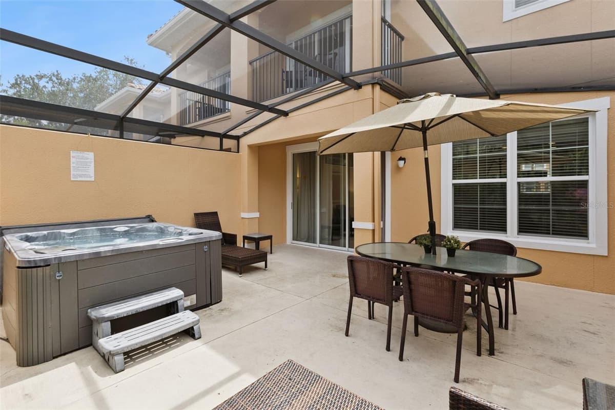 2711 COUPE STREET — photo 17 of 33