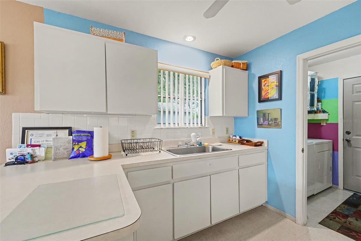 12155 BAGDAD STREET — photo 7 of 17