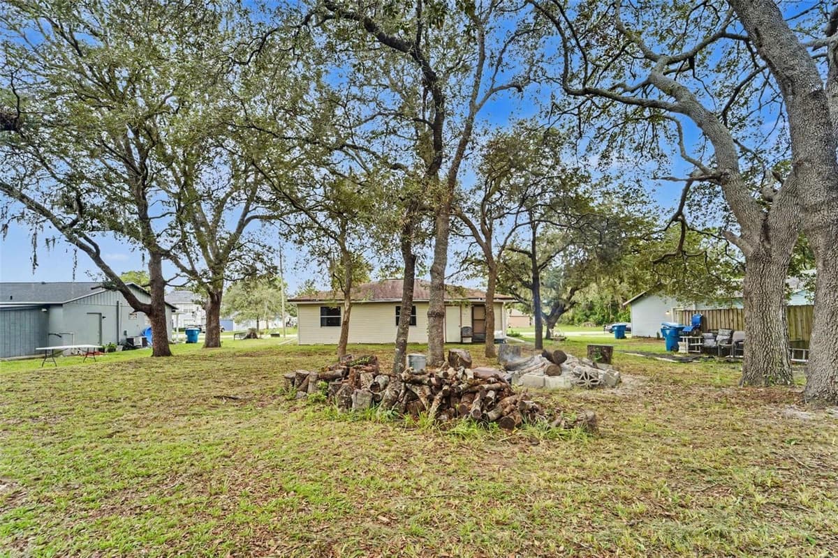 12155 BAGDAD STREET — photo 15 of 17