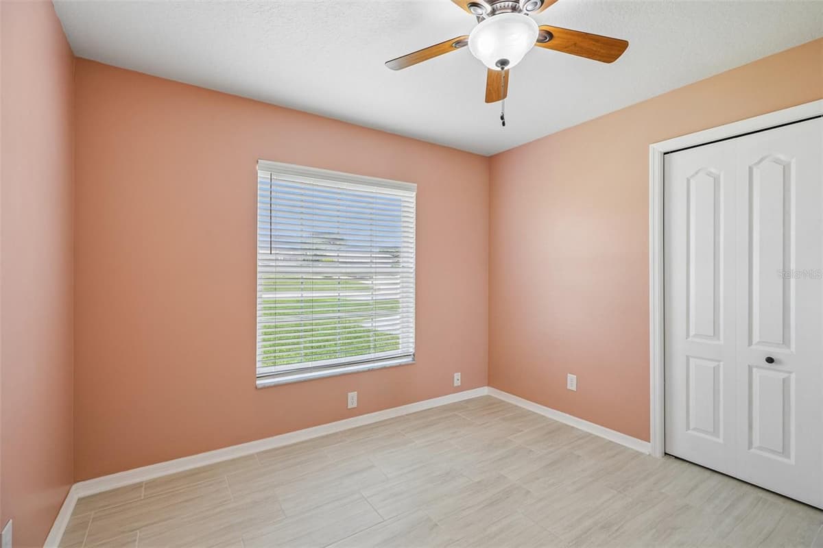 5705 89TH PLACE — photo 39 of 54