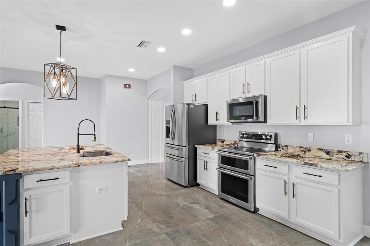 3059 HOBAN AVENUE — photo 30 of 72