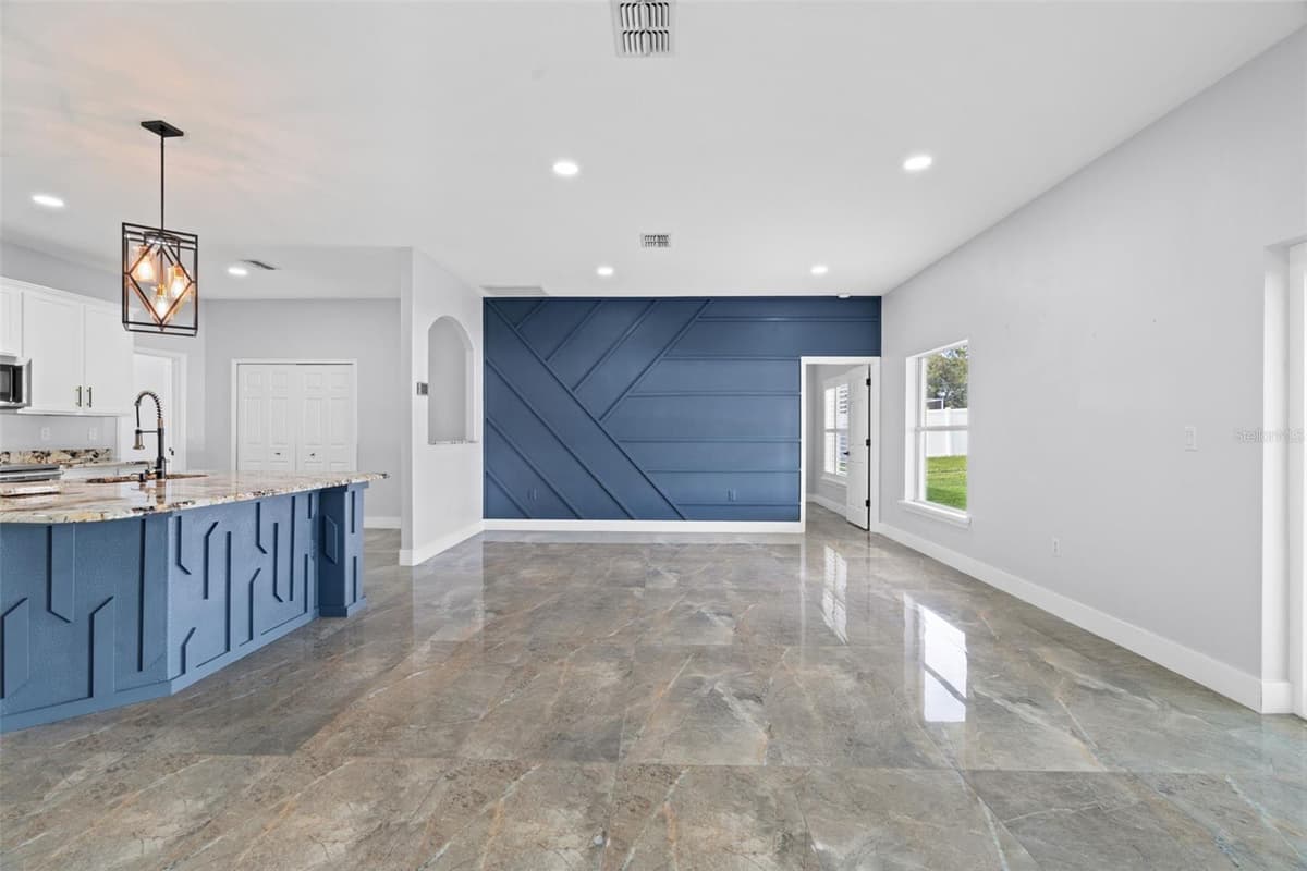 3059 HOBAN AVENUE — photo 33 of 72