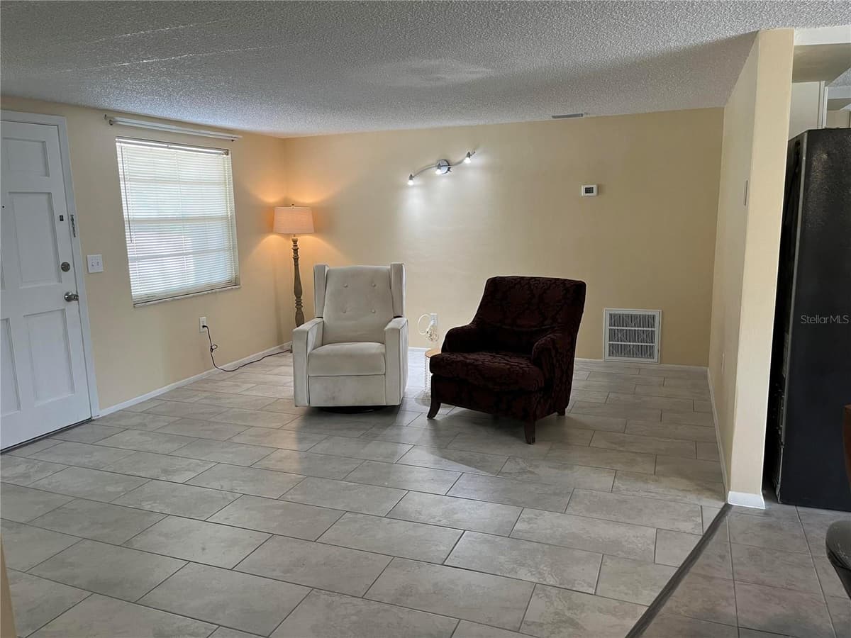 3632 PENSDALE DRIVE — photo 9 of 15