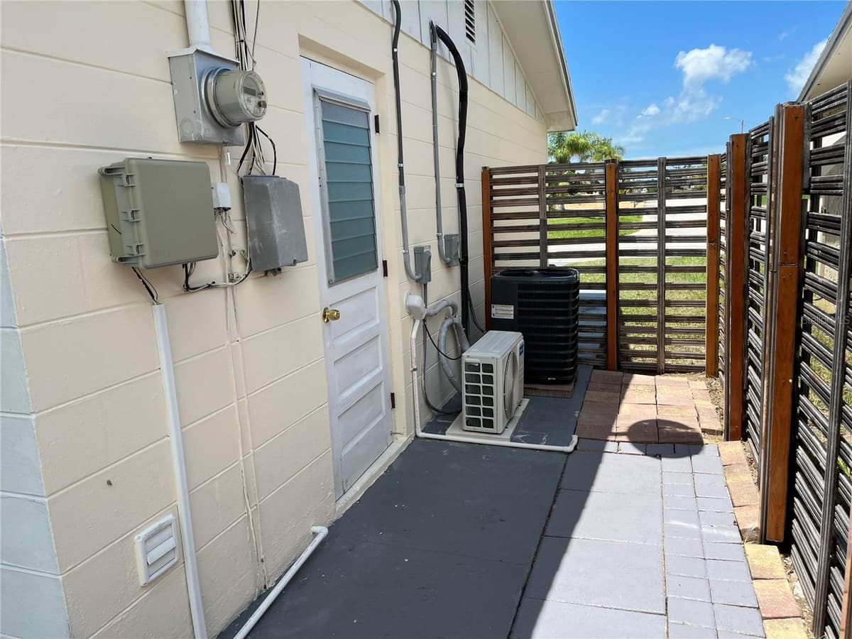 3632 PENSDALE DRIVE — photo 14 of 15