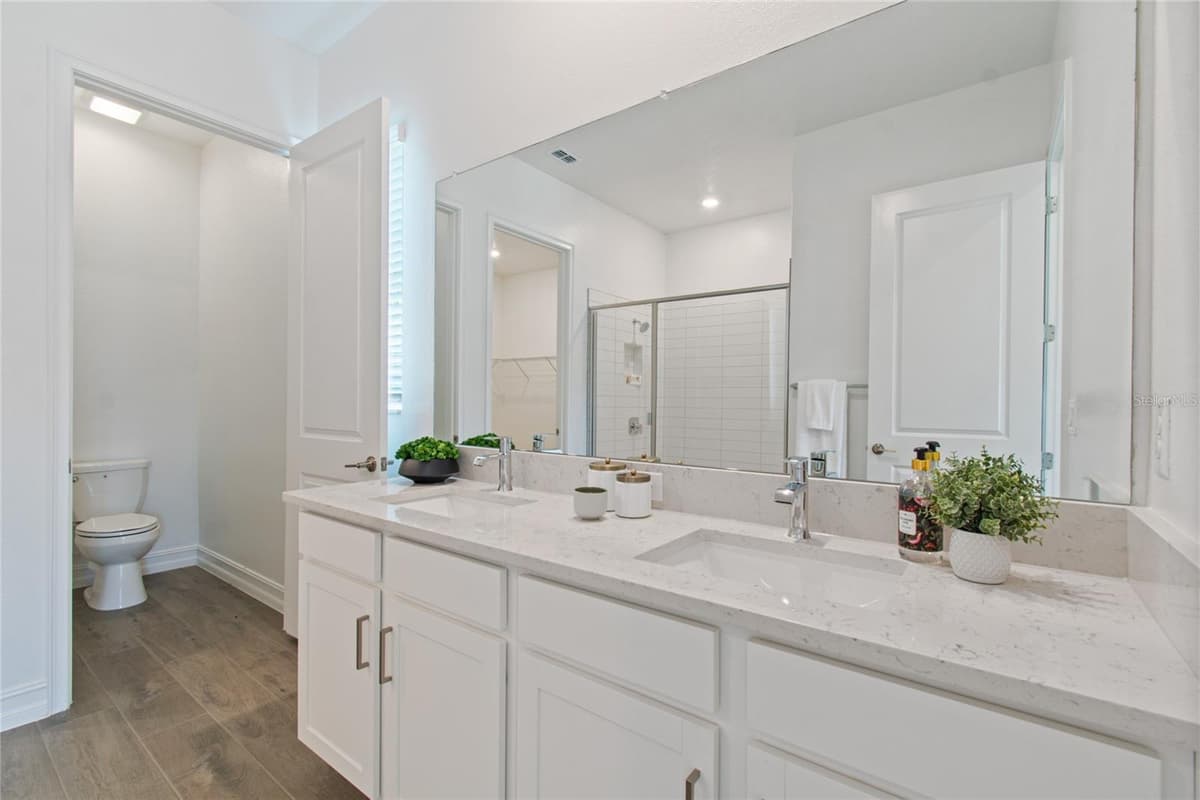 4794 SOUTHERN VALLEY LOOP — photo 18 of 49