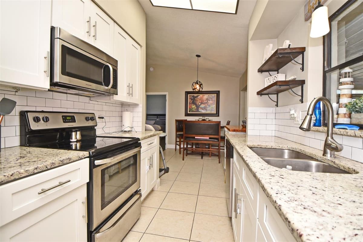 1792 PAM CIRCLE — photo 19 of 54