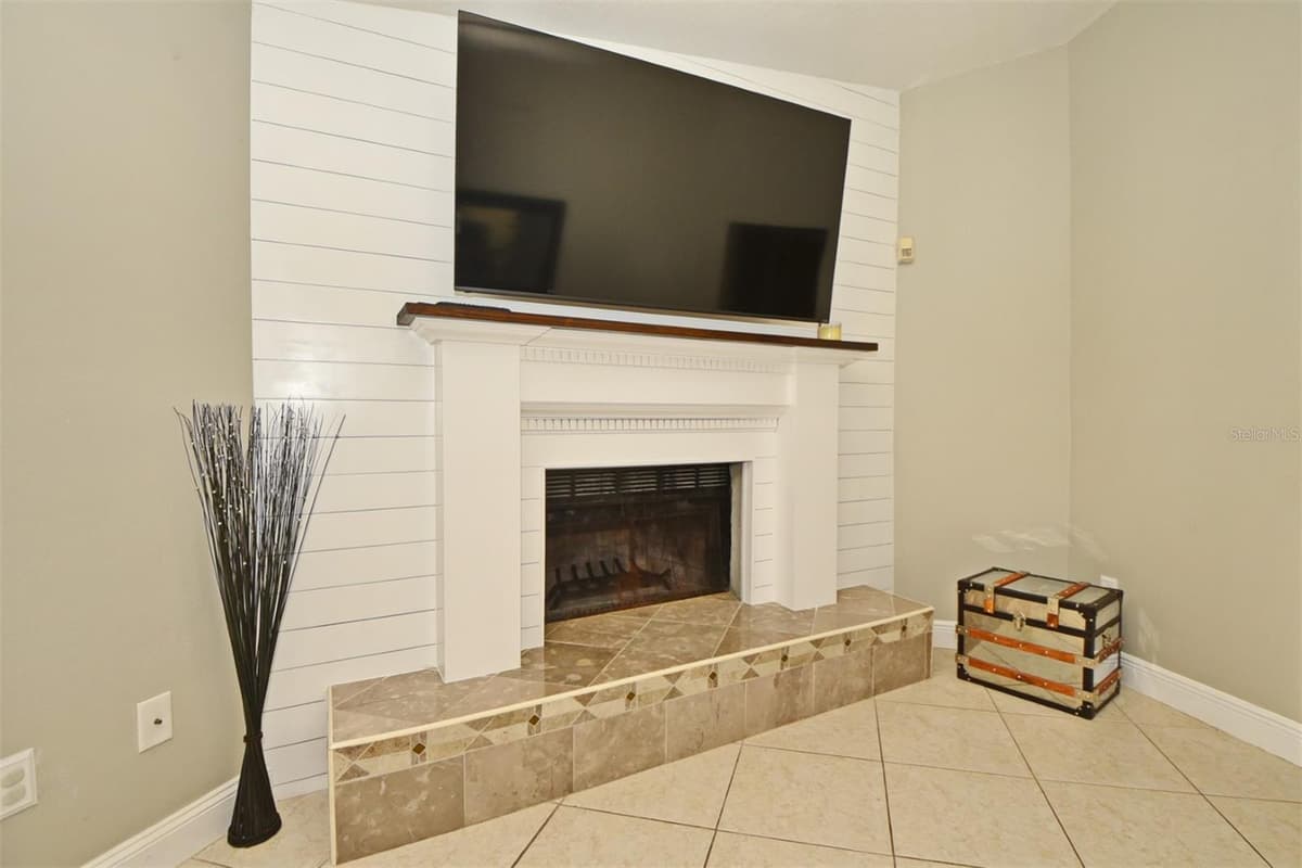 1792 PAM CIRCLE — photo 10 of 54