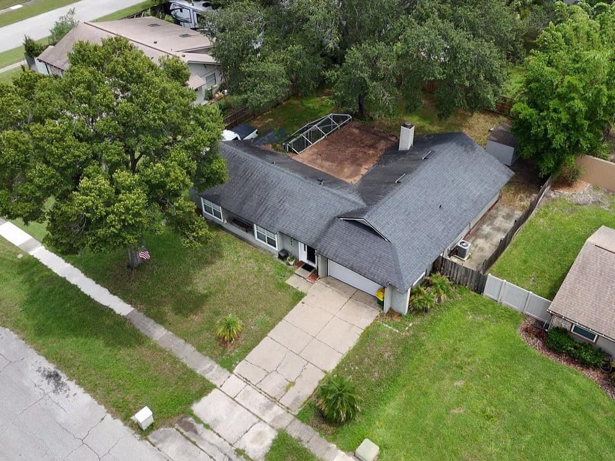 1792 PAM CIRCLE — photo 5 of 54