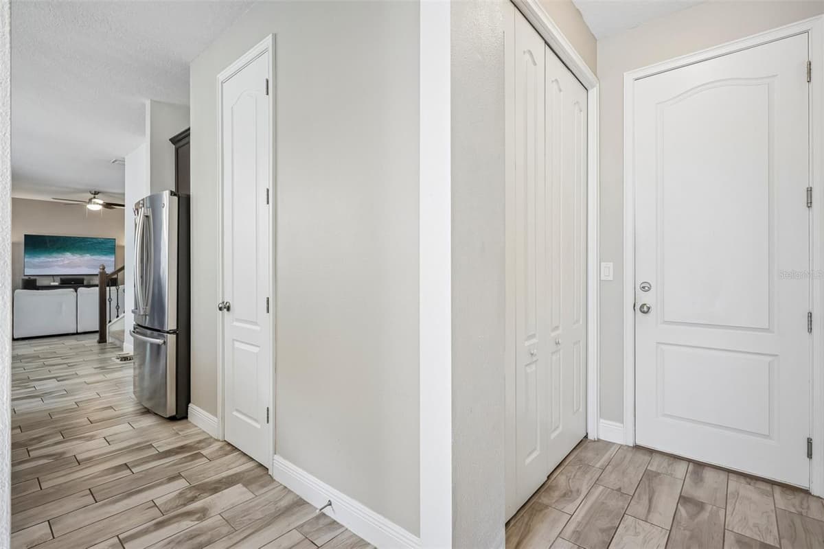 1605 ANASTACIA LANE — photo 6 of 67