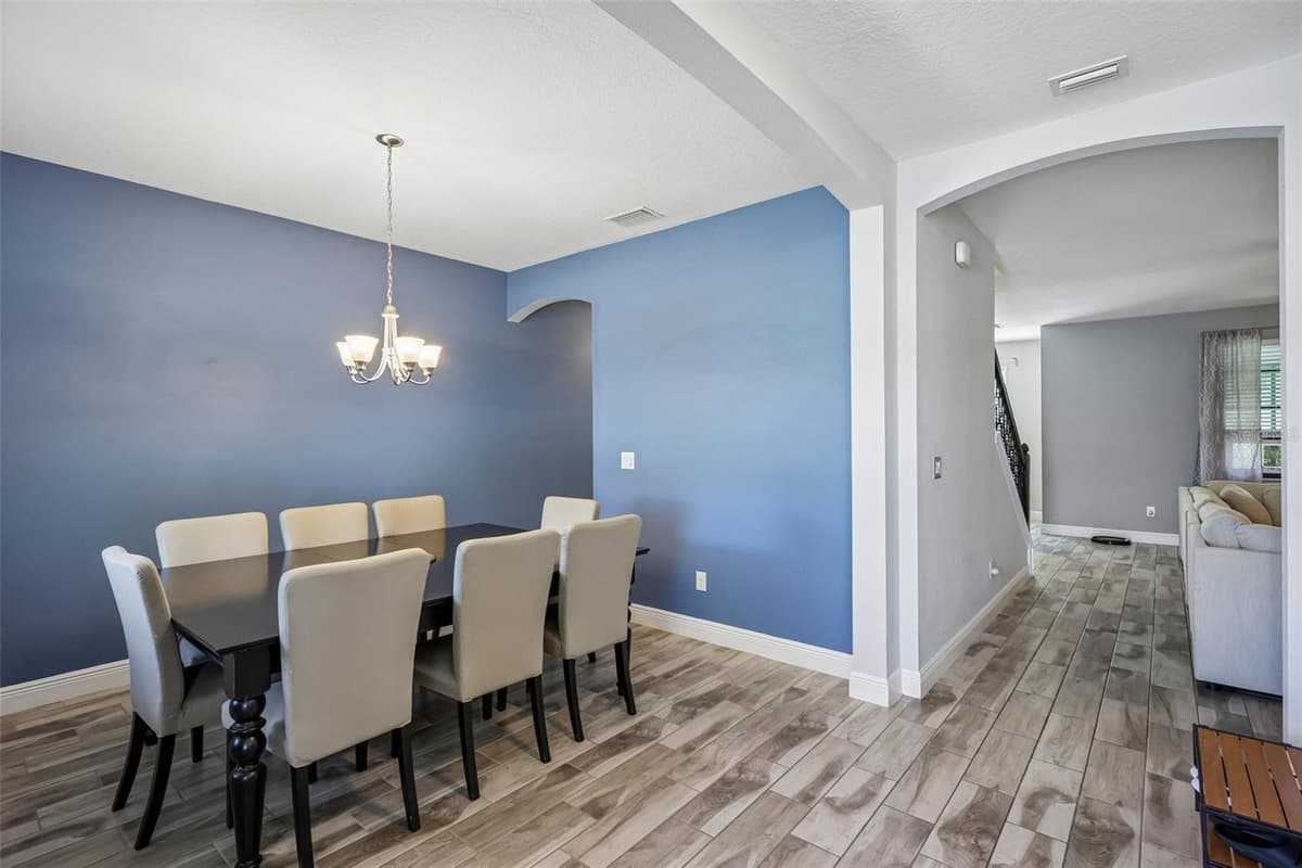 1605 ANASTACIA LANE — photo 10 of 67