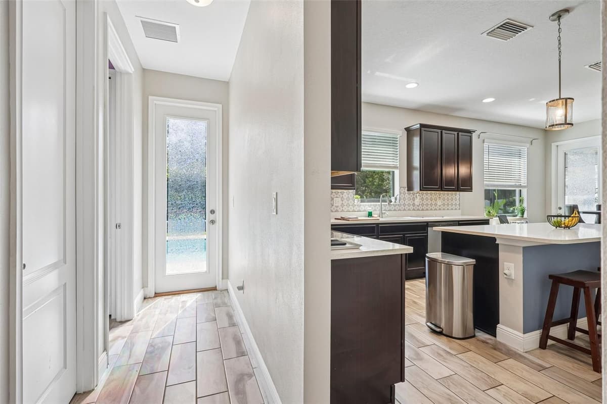 1605 ANASTACIA LANE — photo 7 of 67