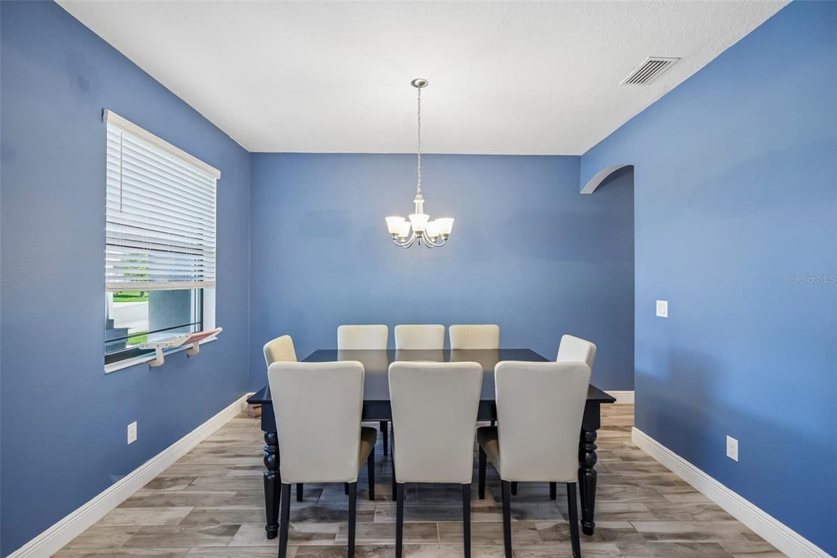 1605 ANASTACIA LANE — photo 9 of 67
