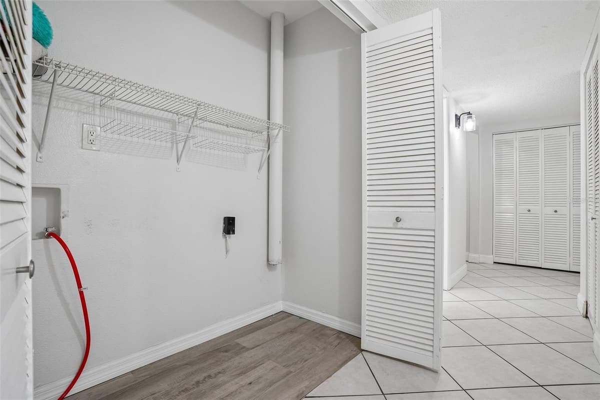 546 ORANGE DRIVE — photo 21 of 26