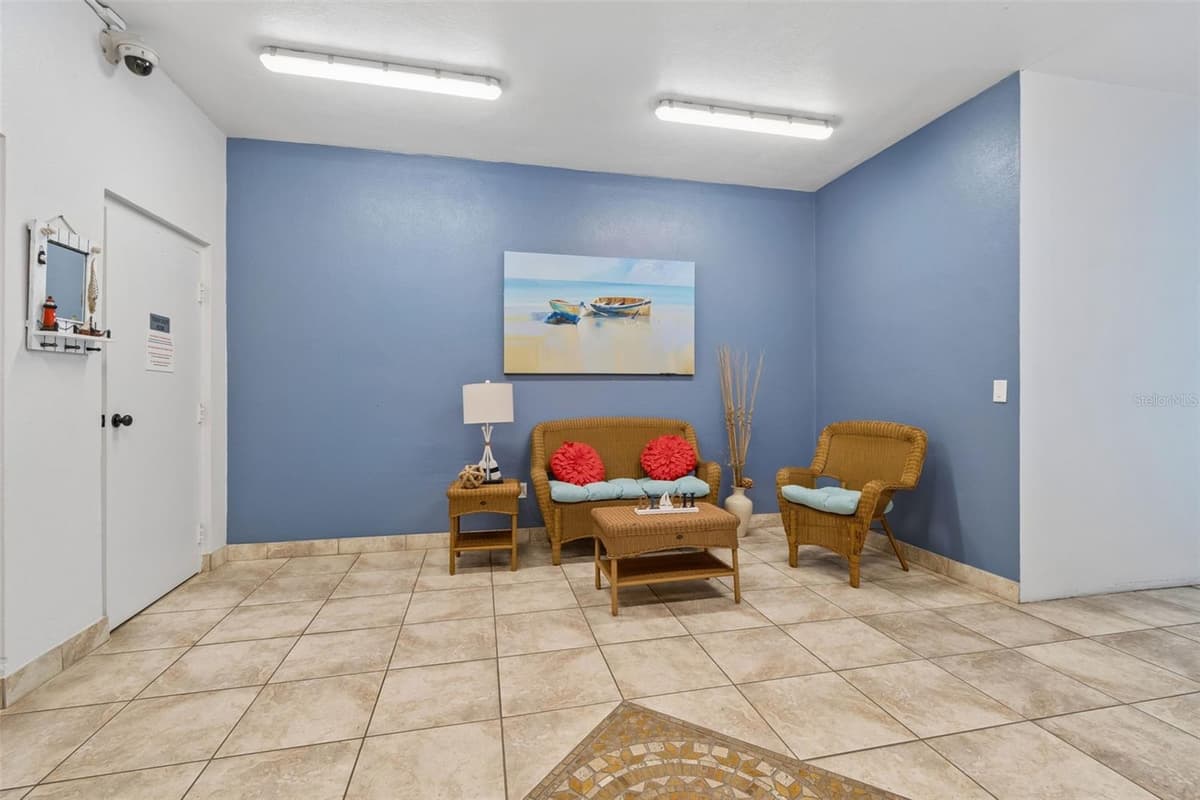 139 BLUFF VIEW DRIVE — photo 40 of 43