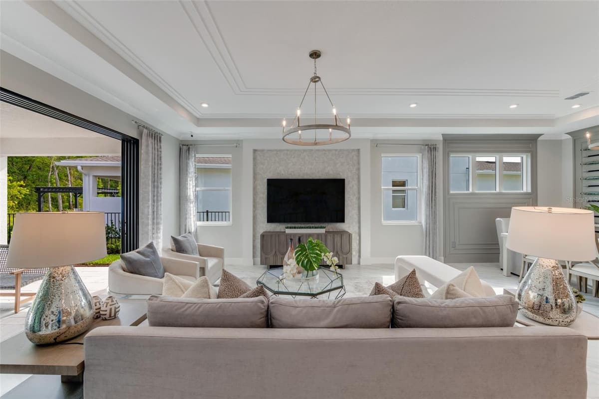 1193 CRESSWIND BOULEVARD — photo 8 of 25