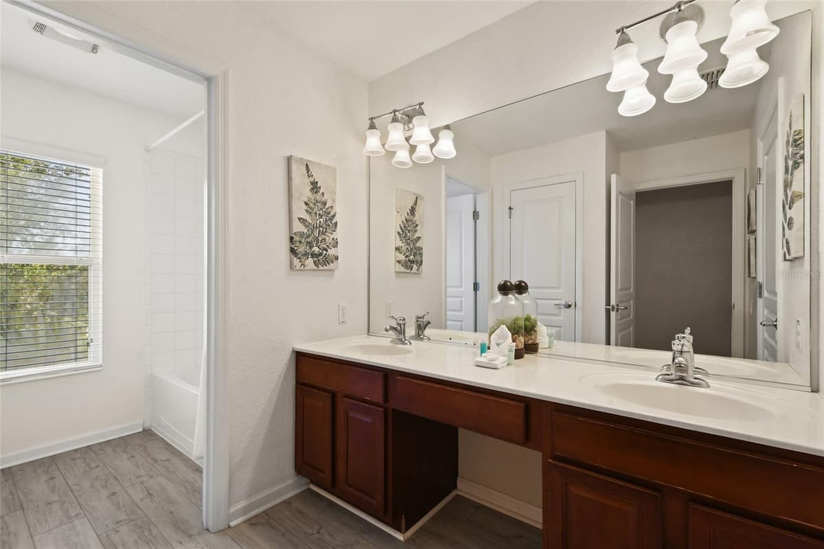 2536 HOLTROCK STREET — photo 38 of 62