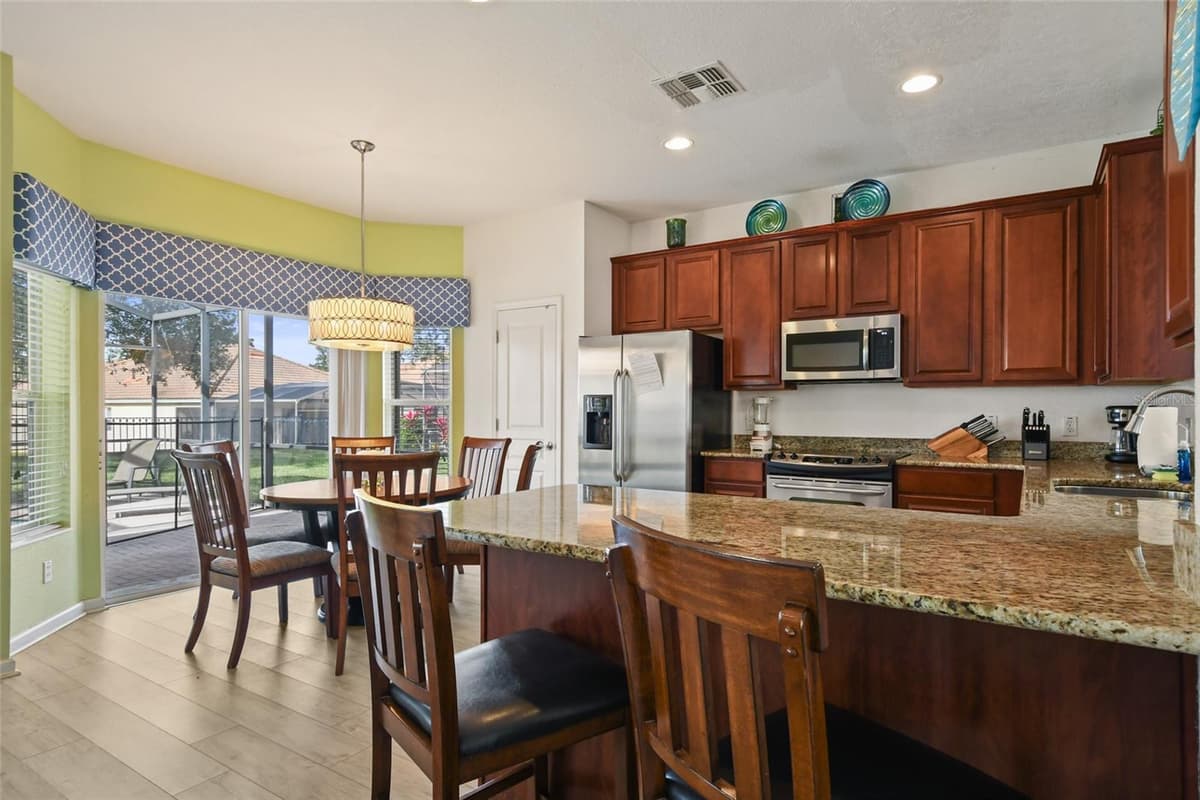 2536 HOLTROCK STREET — photo 18 of 62