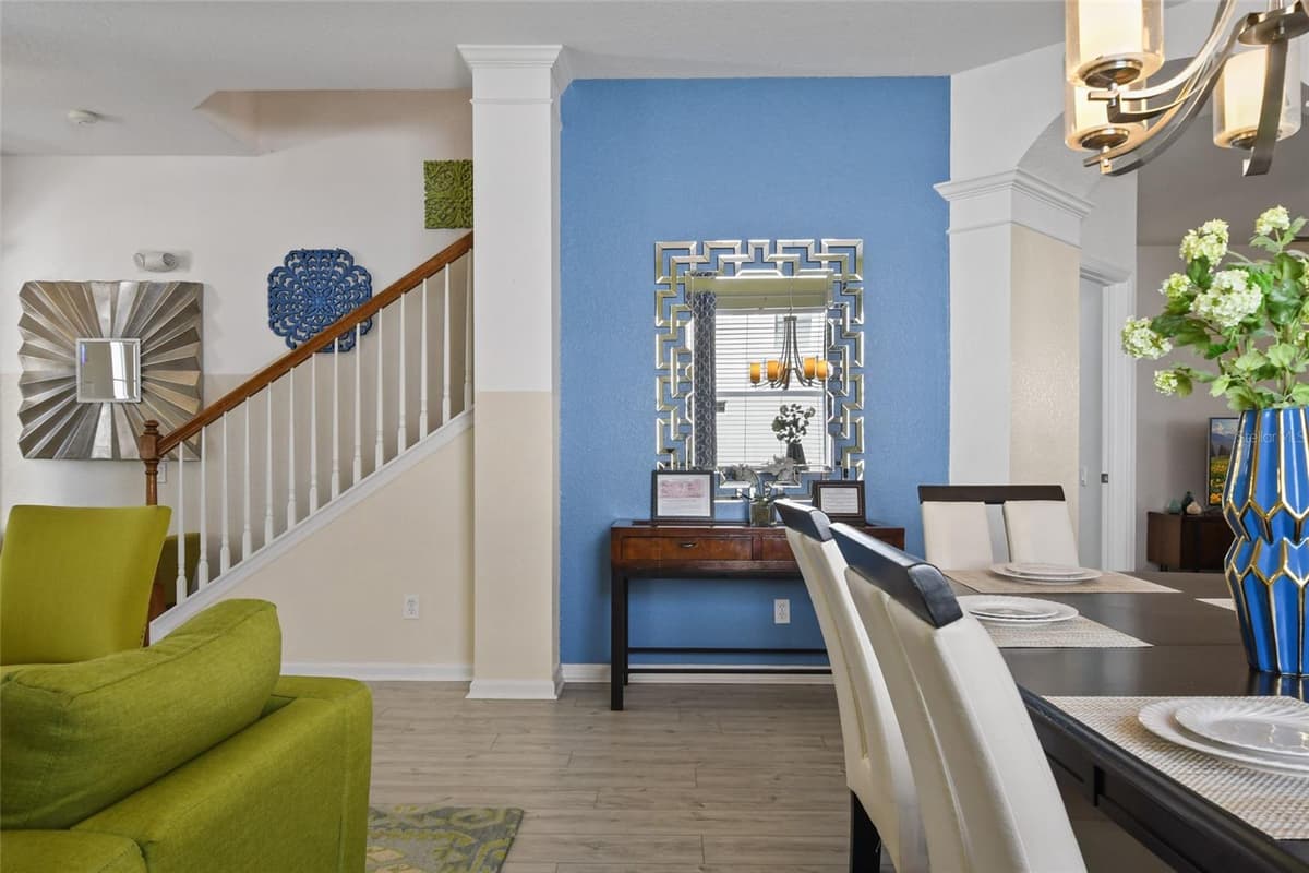 2536 HOLTROCK STREET — photo 10 of 62