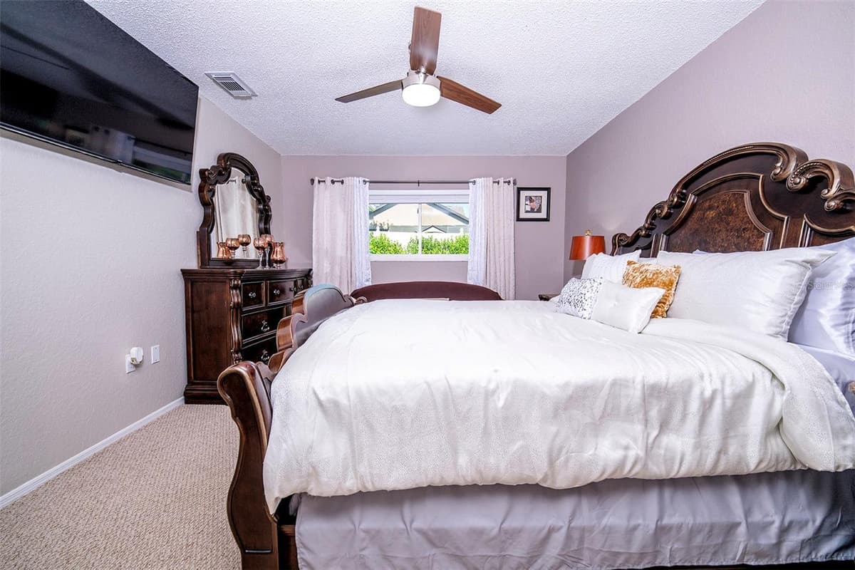 8128 GOLDEN BEAR LOOP — photo 12 of 33