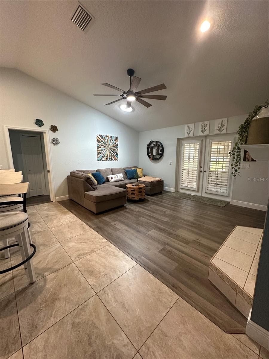 417 ANDERSON DRIVE — photo 22 of 48