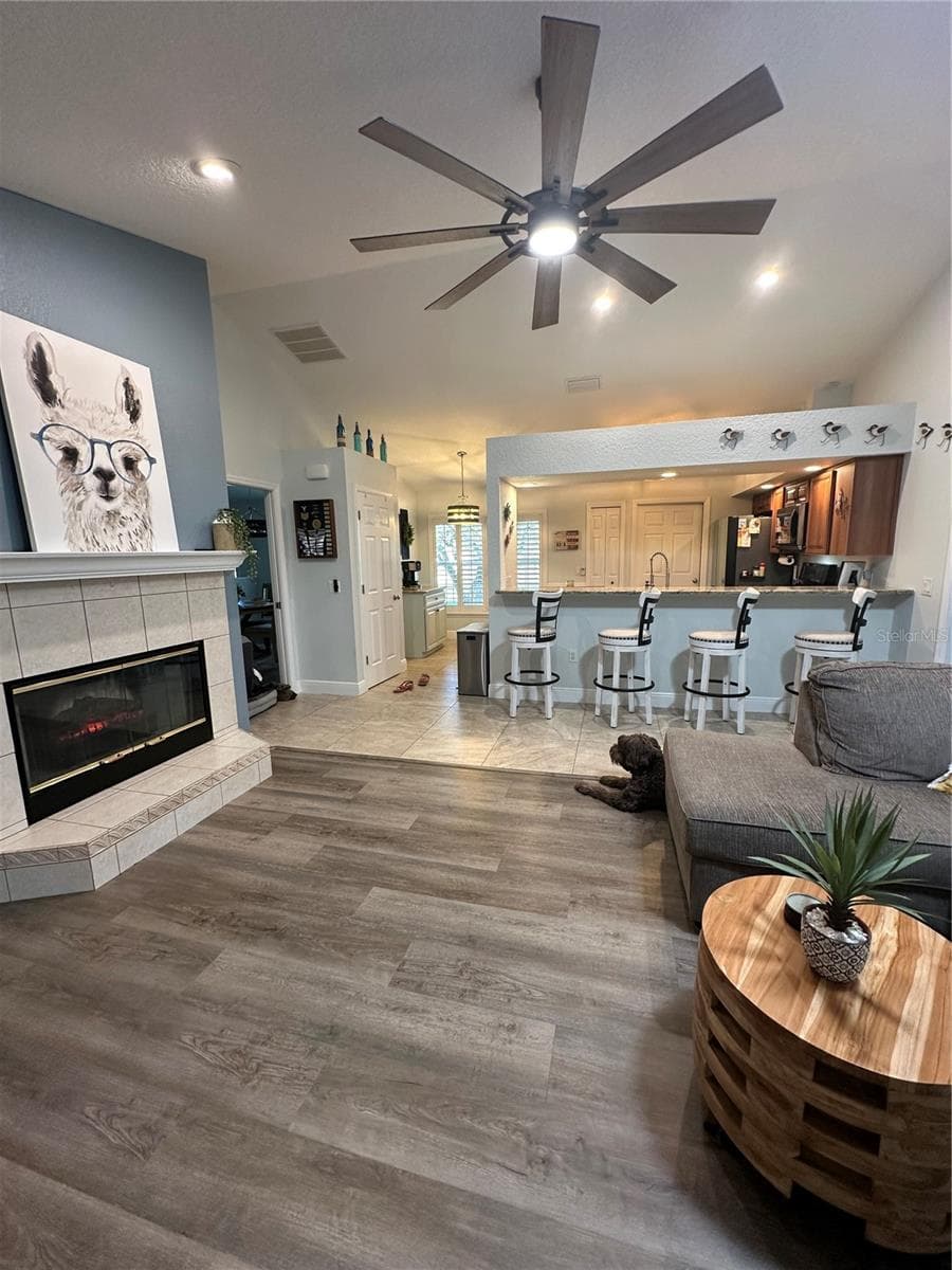417 ANDERSON DRIVE — photo 20 of 48