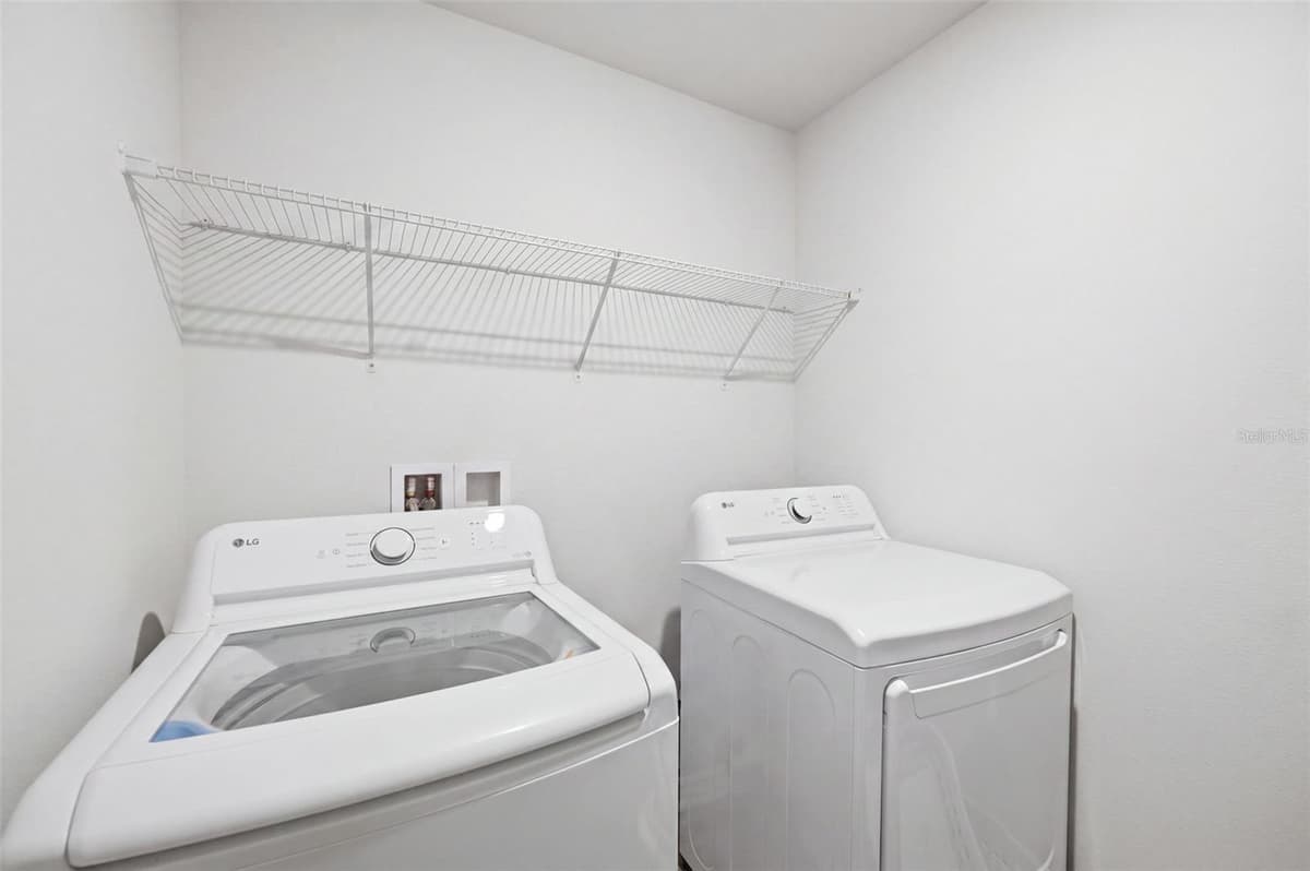 12145 PEREGRINE FALCON AVENUE — photo 34 of 55
