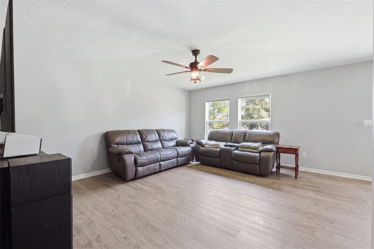 12145 PEREGRINE FALCON AVENUE — photo 21 of 55