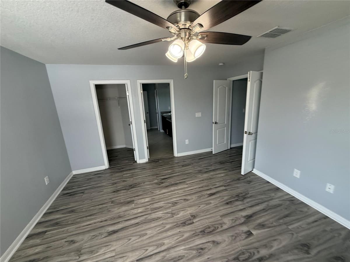 11301 HUDSON HILLS LANE — photo 6 of 13