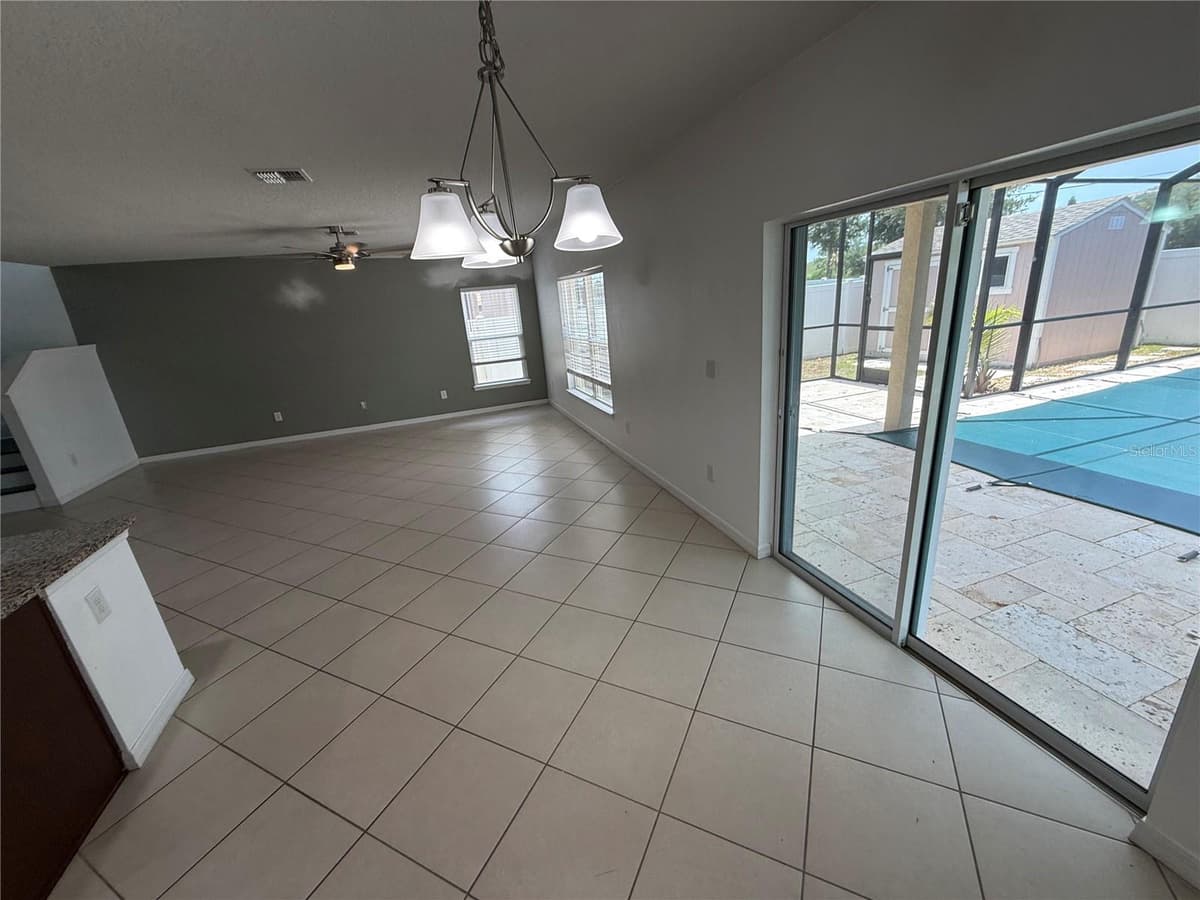 11301 HUDSON HILLS LANE — photo 5 of 13