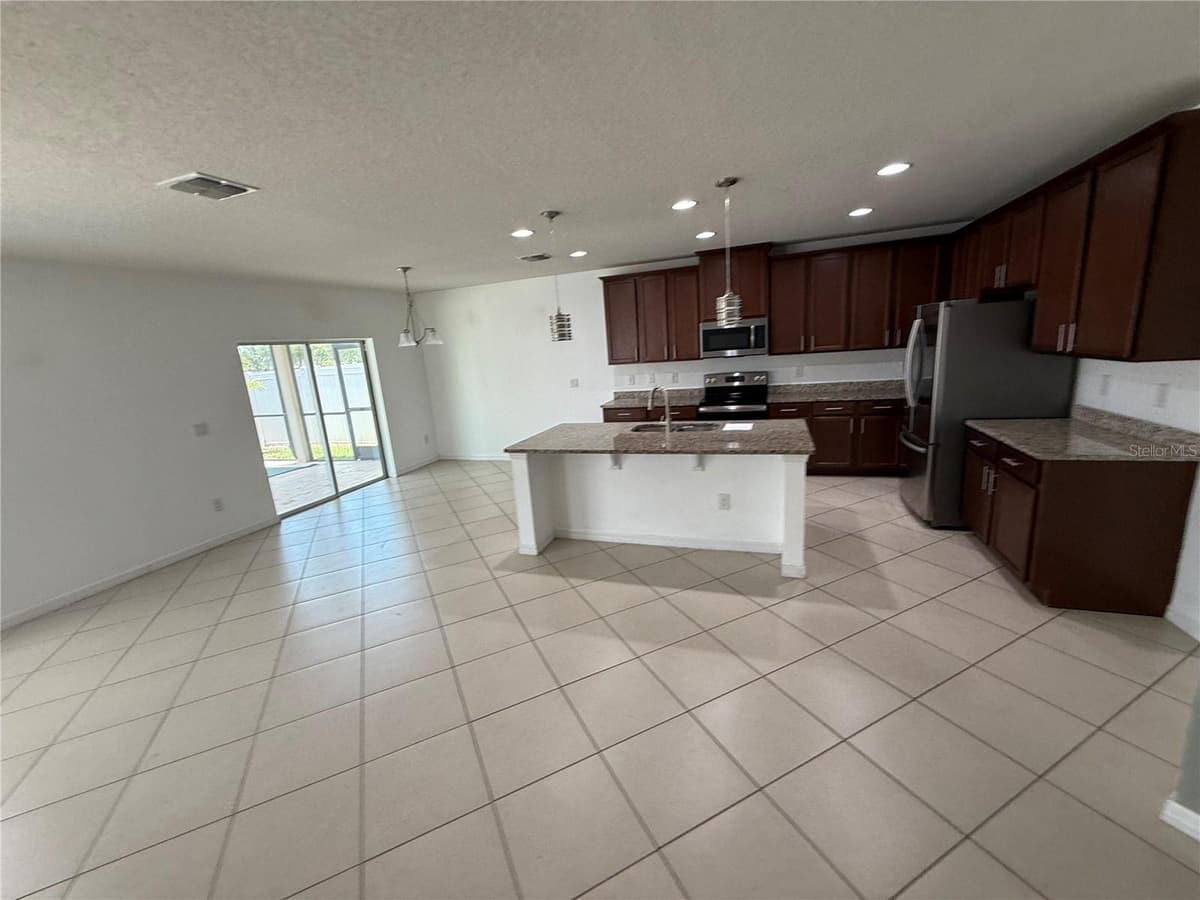 11301 HUDSON HILLS LANE — photo 3 of 13