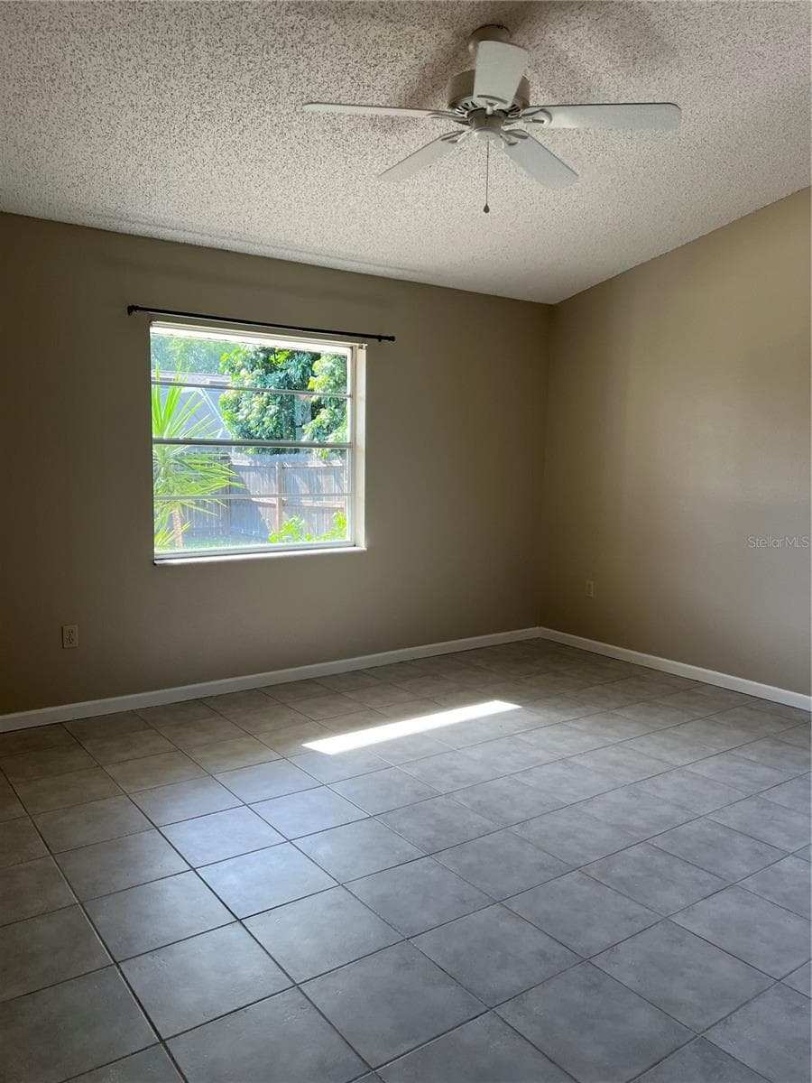 5307 EL CERRO DRIVE — photo 8 of 24