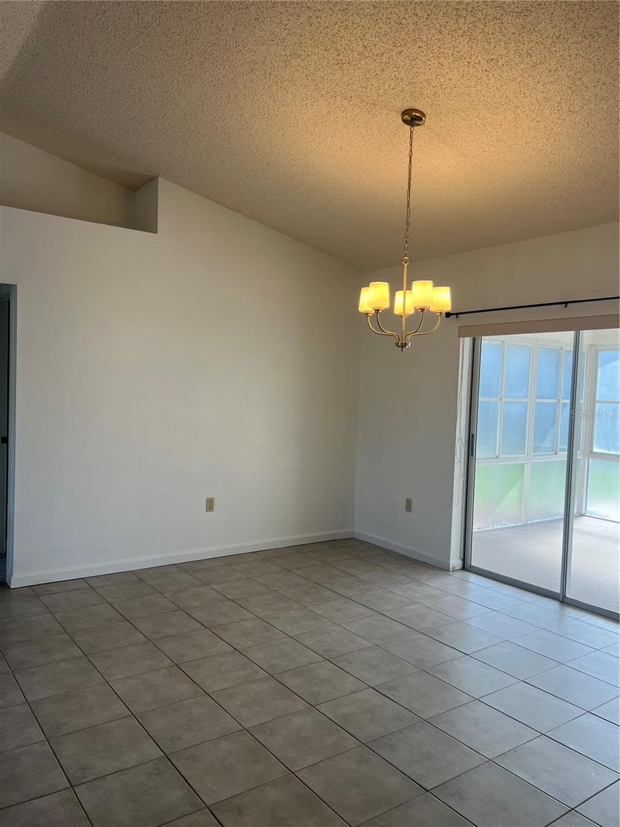 5307 EL CERRO DRIVE — photo 7 of 24