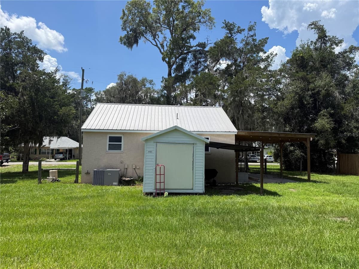 937 COUNTY ROAD 481W — photo 17 of 60