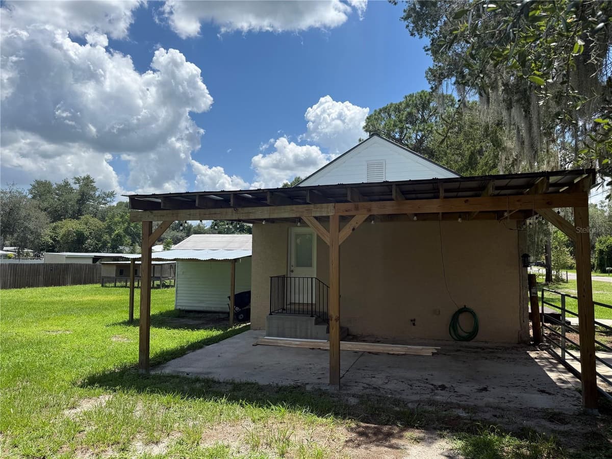 937 COUNTY ROAD 481W — photo 14 of 60