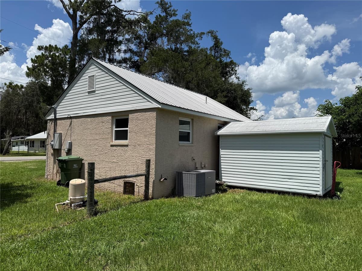 937 COUNTY ROAD 481W — photo 16 of 60