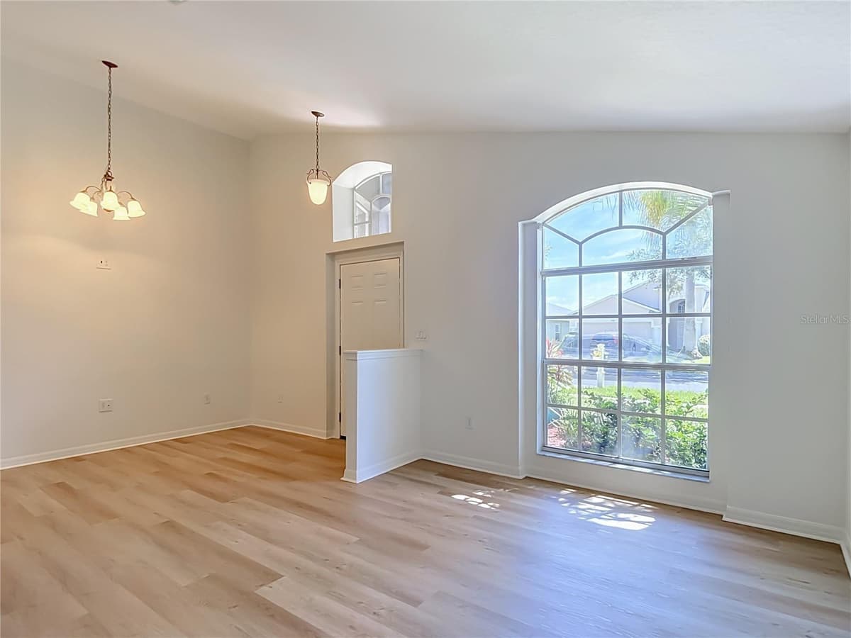 7441 TOWER BRIDGE DRIVE — photo 12 of 68