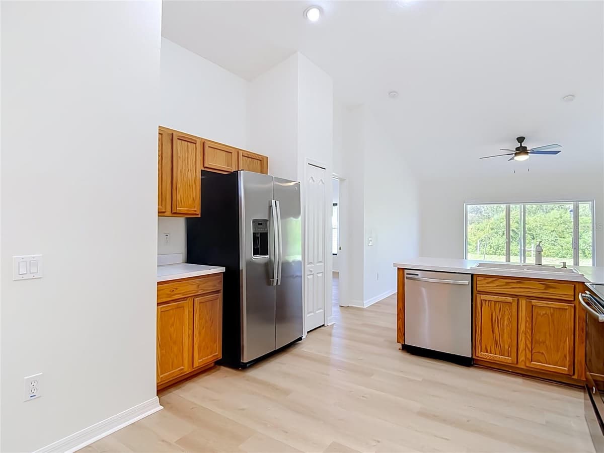 7441 TOWER BRIDGE DRIVE — photo 17 of 68