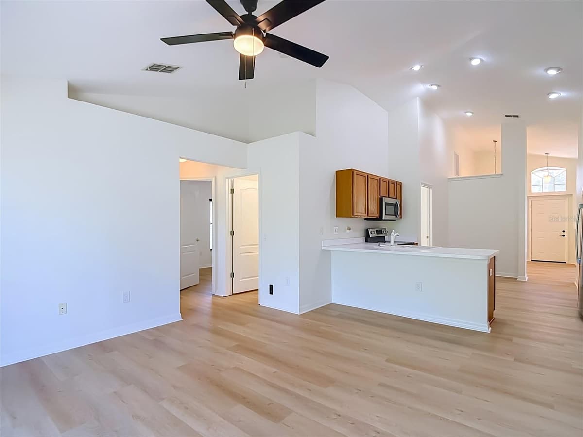 7441 TOWER BRIDGE DRIVE — photo 24 of 68