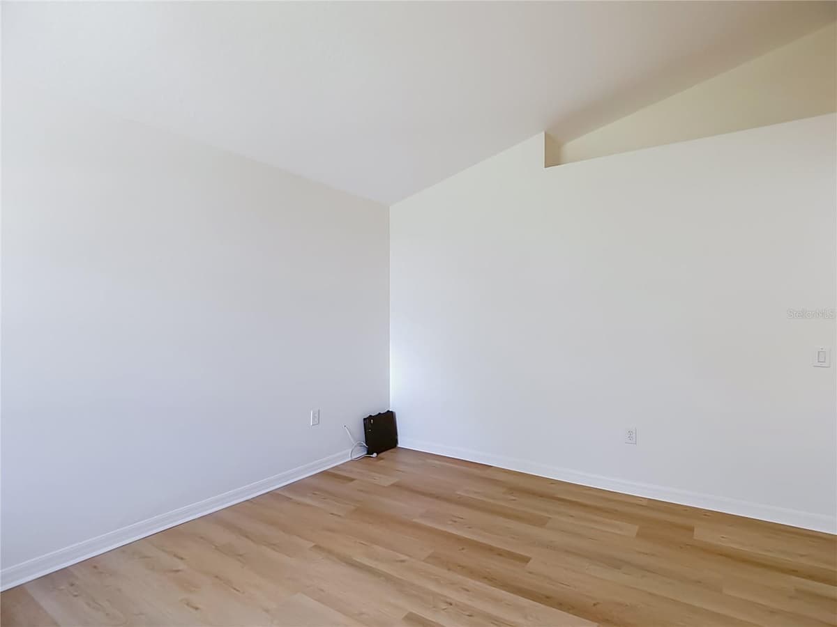 7441 TOWER BRIDGE DRIVE — photo 14 of 68