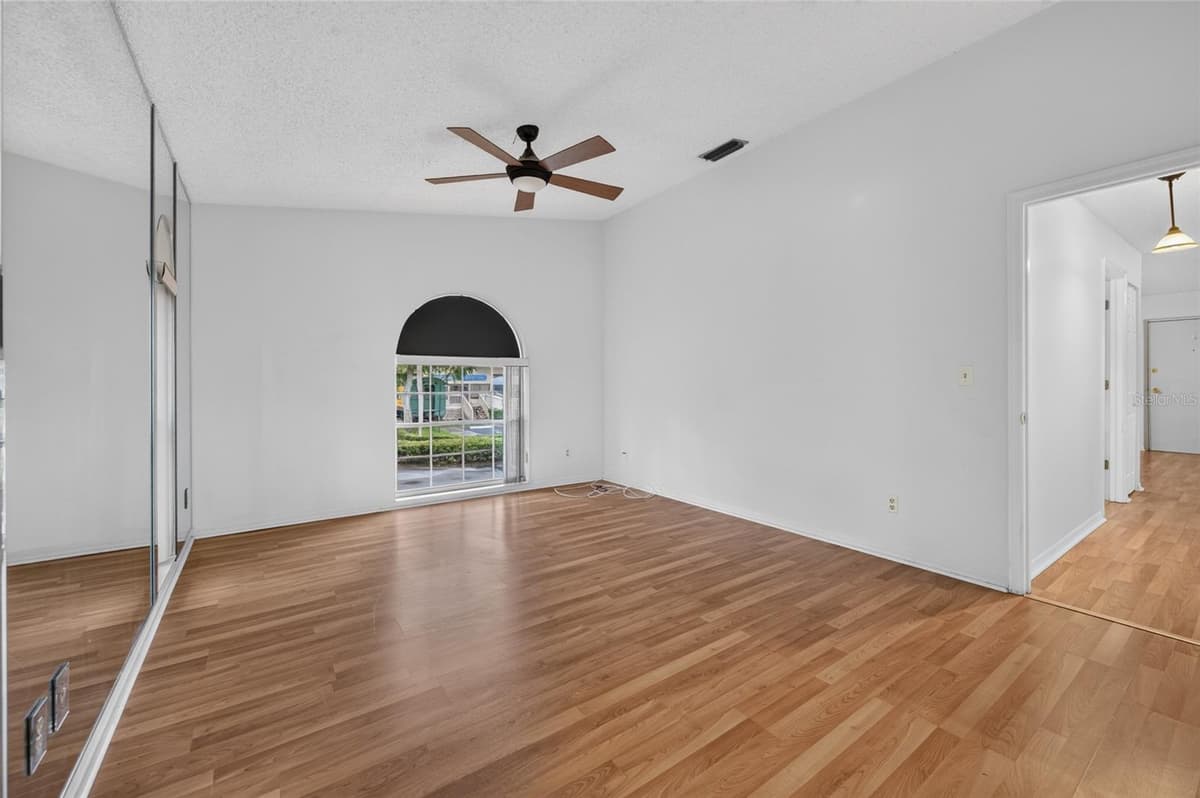 689 WELLINGTON STATION BOULEVARD — photo 6 of 24