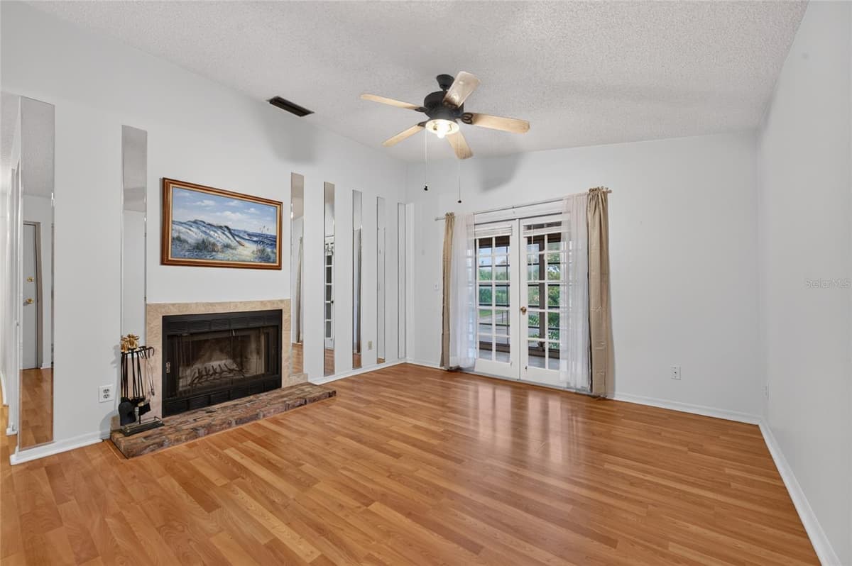 689 WELLINGTON STATION BOULEVARD — photo 3 of 24